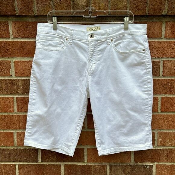 Lucky Brand White Women's Bermuda Shorts - Picture 2 of 13